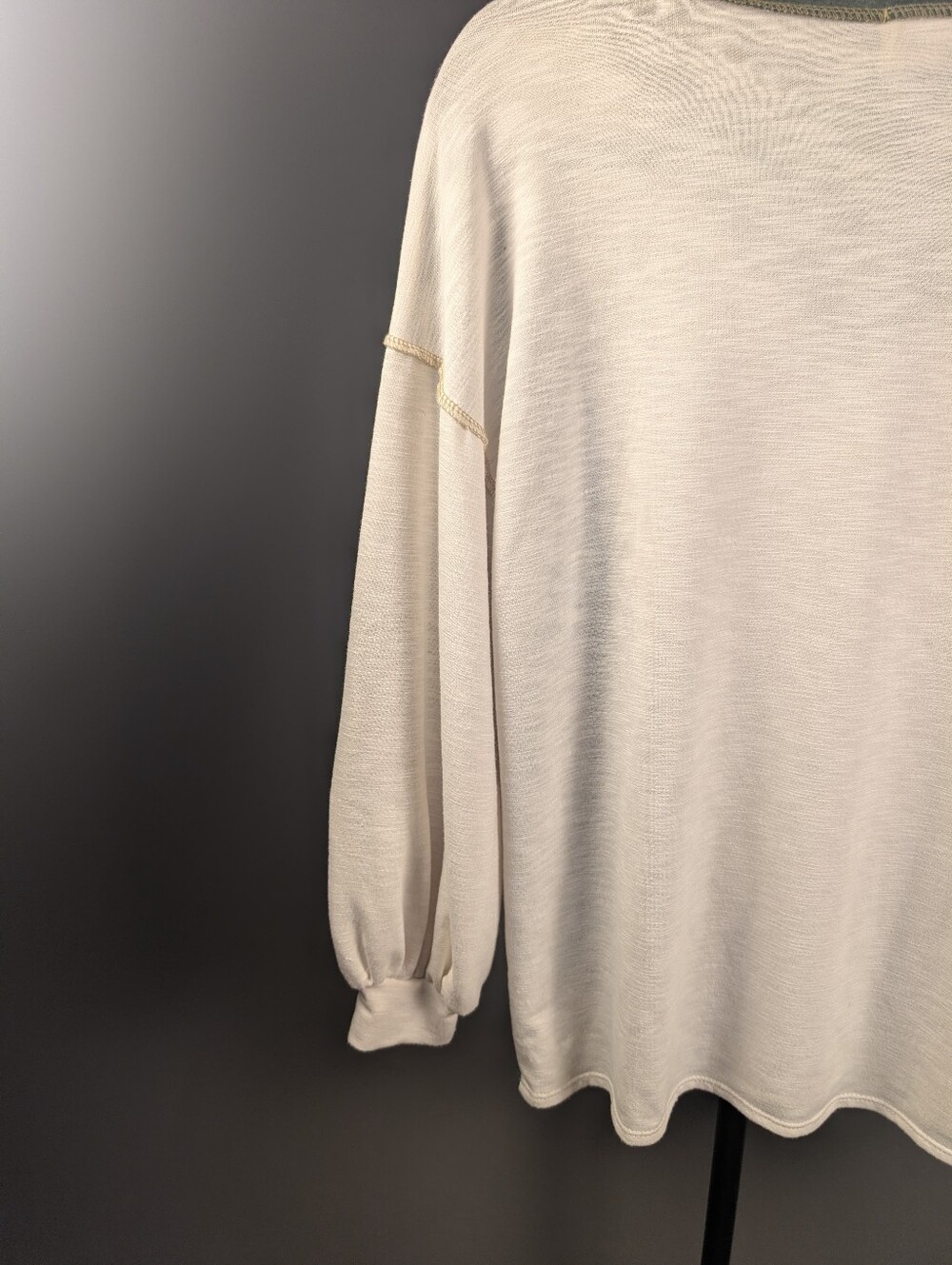 BiBi Colorblock V-Neck Pocket Balloon Sleeve Top A366 - Picture 11 of 11
